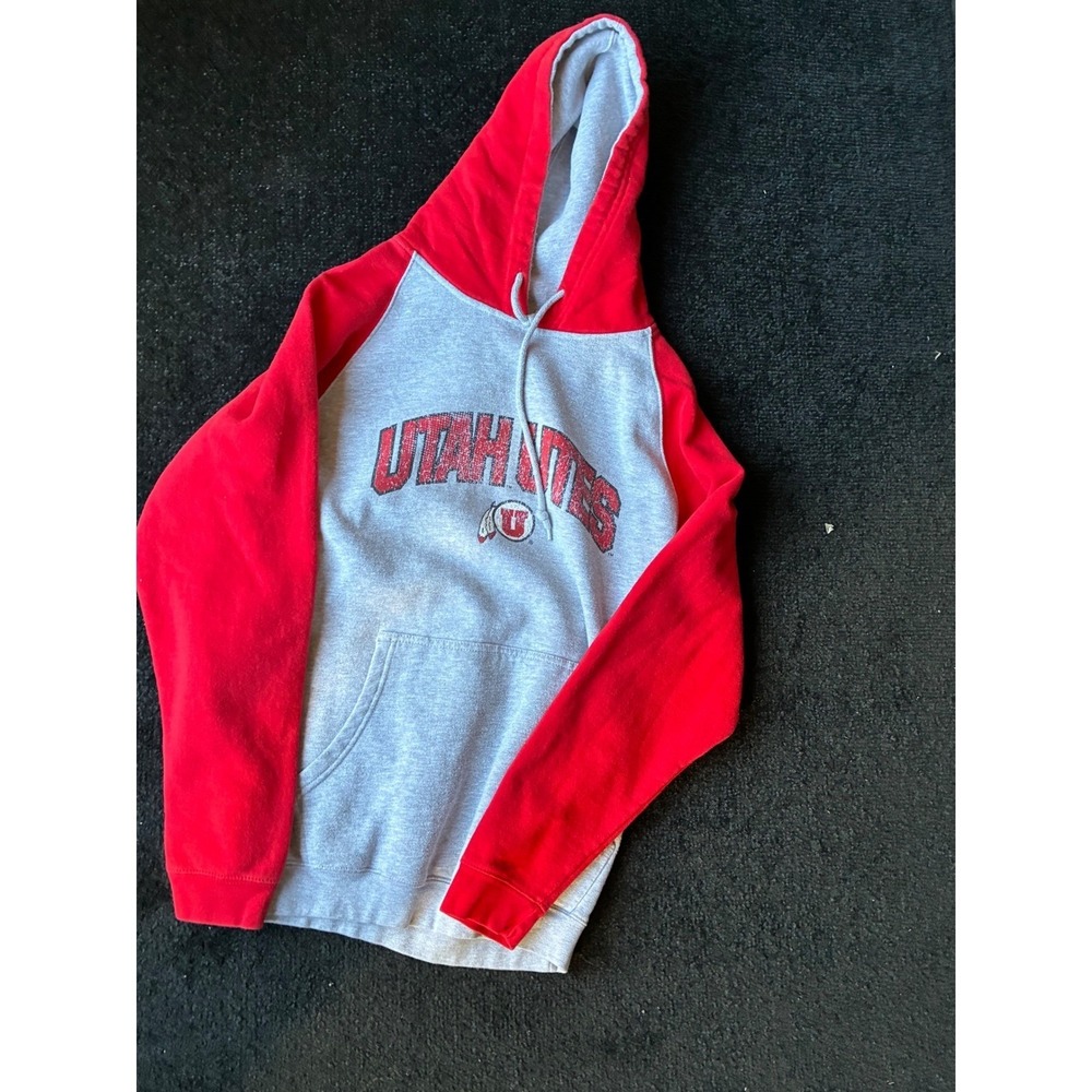 NCAA Utah Utes Hoodie Gray Red Colorblock Pullover Sweatshirt Large K.A. Inc.
